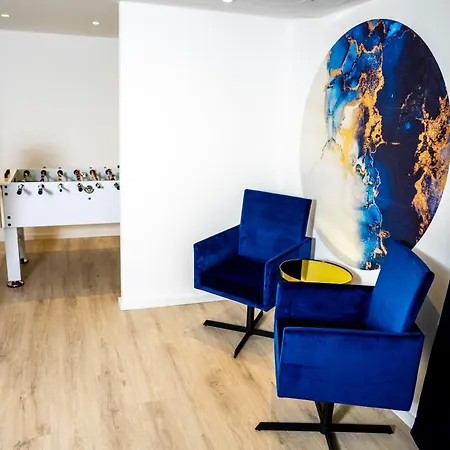 Apartment Royal Delft Boutique Dinslaken
